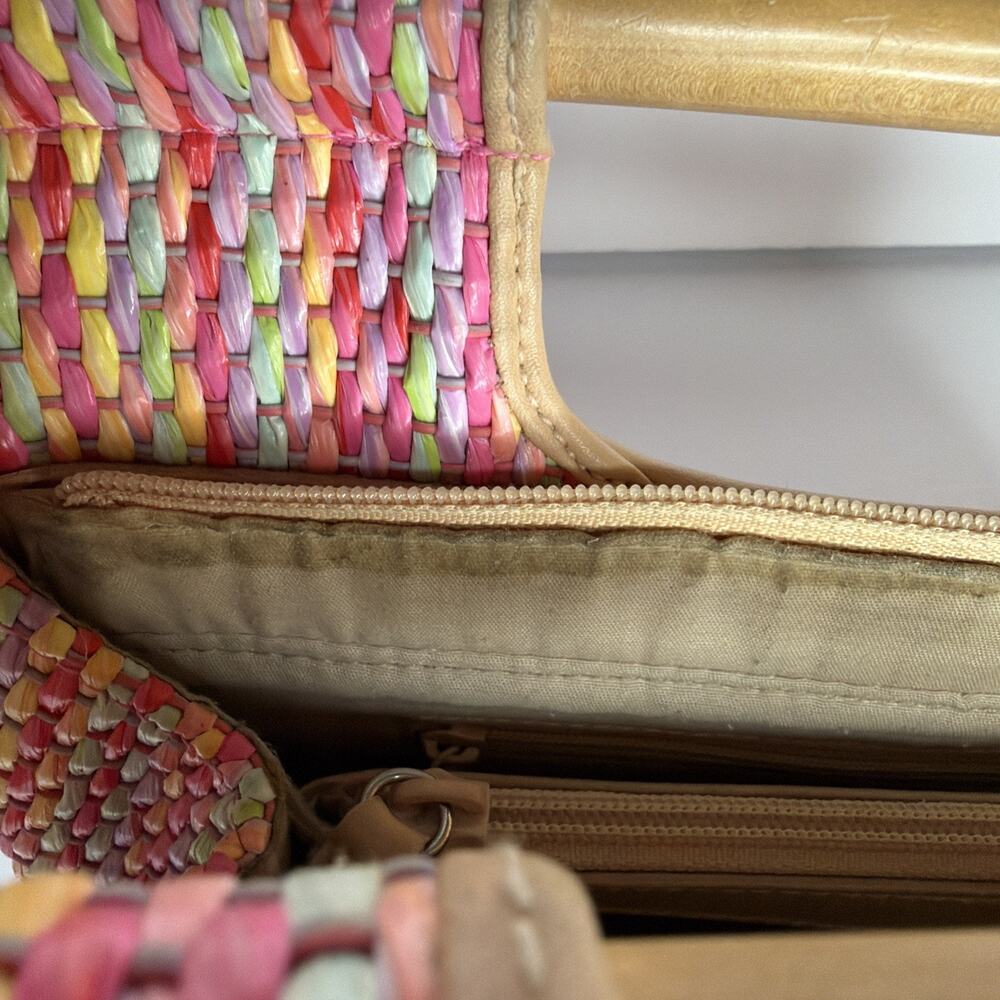 Vintage EGO Woven Straw Handbag Wood Handle Multicolor Resort Summer Chic Y2K - Picture 6 of 13